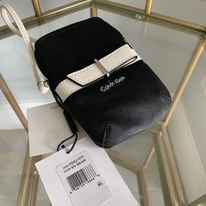 Calvin Klein Wrislet